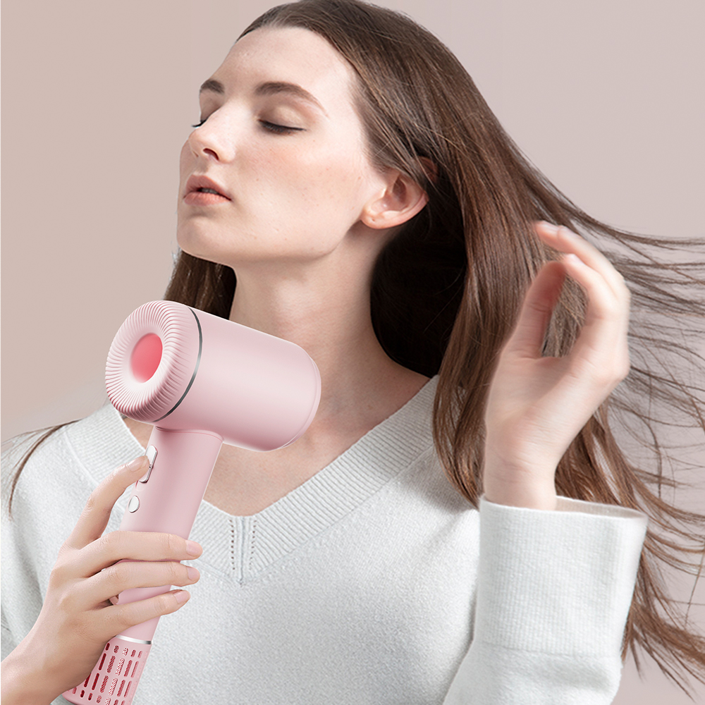S5 High Speed Hair Dryer in Professional Use Salon