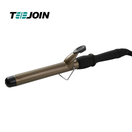 Do You Hurt Your Hair With A Curling Flat Iron Every Day?